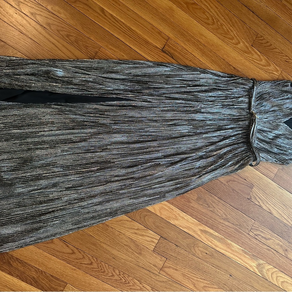 A beautiful metallic gold and black evening dress.